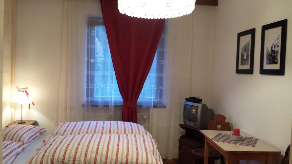 Casa Monteggia Toblach Pokoj fotografie