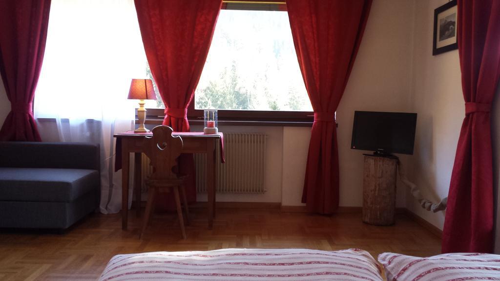 Casa Monteggia Toblach Pokoj fotografie